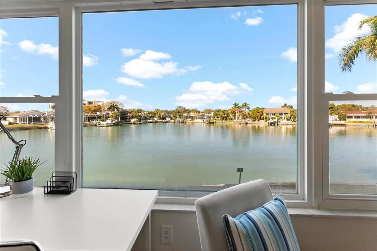 Property Slideshow image 1 of 38 | 5955 30th ave 202, Gulfport, FL, 33707