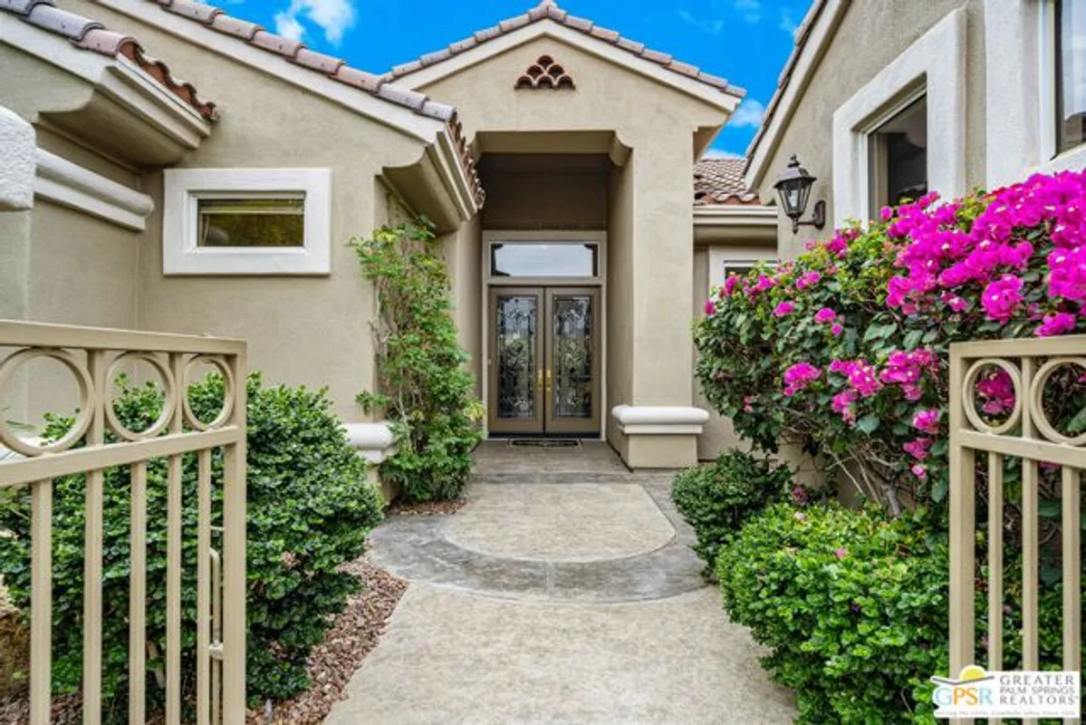 Property Slideshow image 1 of 44 | 35707 stonebriar dr, Palm Desert, CA, 92211