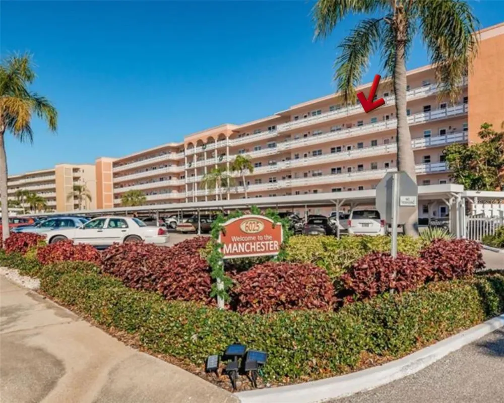 Property Slideshow image 1 of 18 | 6025 shore blvd 509, Gulfport, FL, 33707