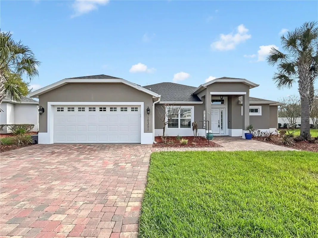 Property Slideshow image 1 of 24 | 10351 addison shore way, Oxford, FL, 34484