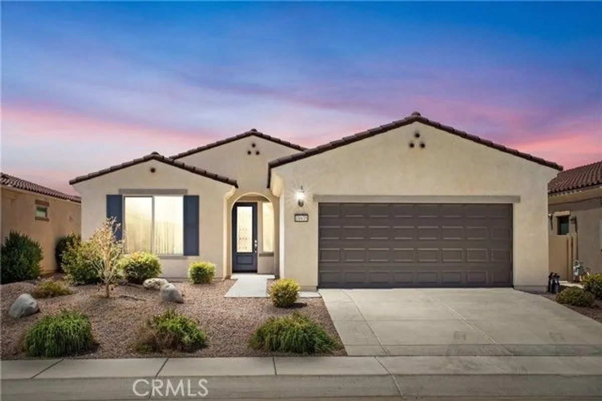 Property Slideshow image 1 of 46 | 18935 lariat st, Apple Valley, CA, 92308