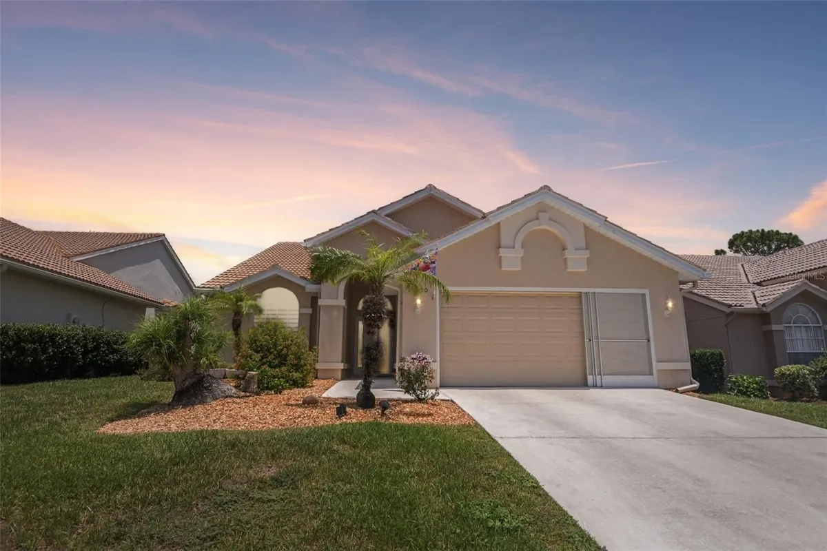 Property Slideshow image 1 of 42 | 9330 new orleans dr, Weeki Wachee, FL, 34613