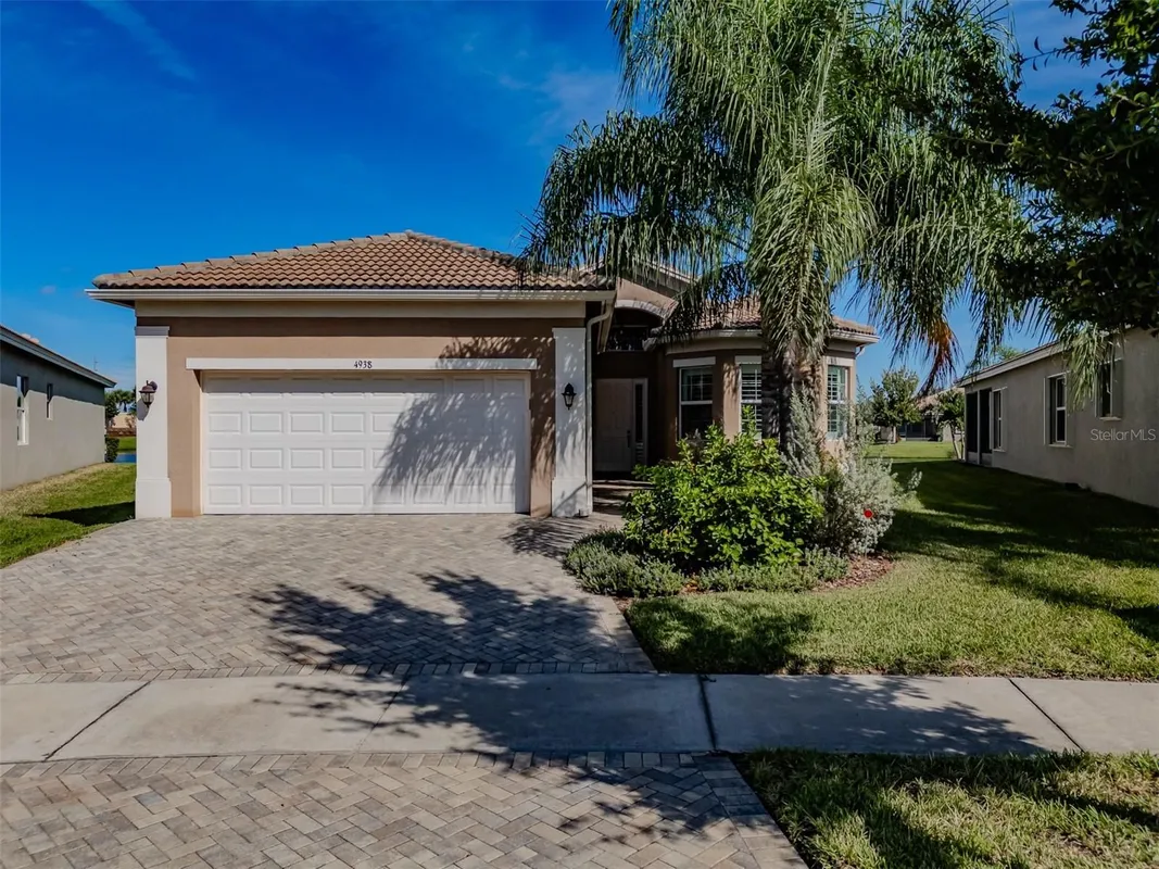 Property Slideshow image 1 of 87 | 4938 grand banks dr, Wimauma, FL, 33598