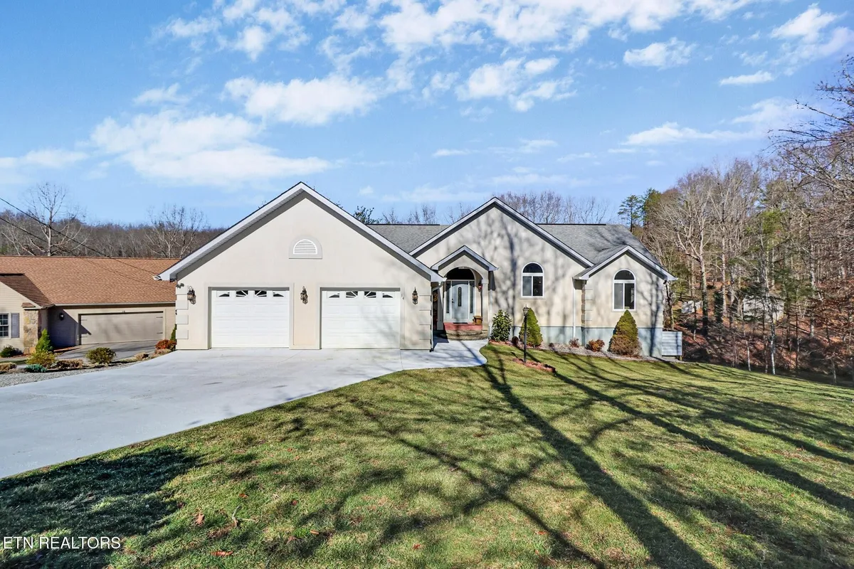 Property Slideshow image 1 of 56 | 14 needham ter, Crossville, TN, 38558