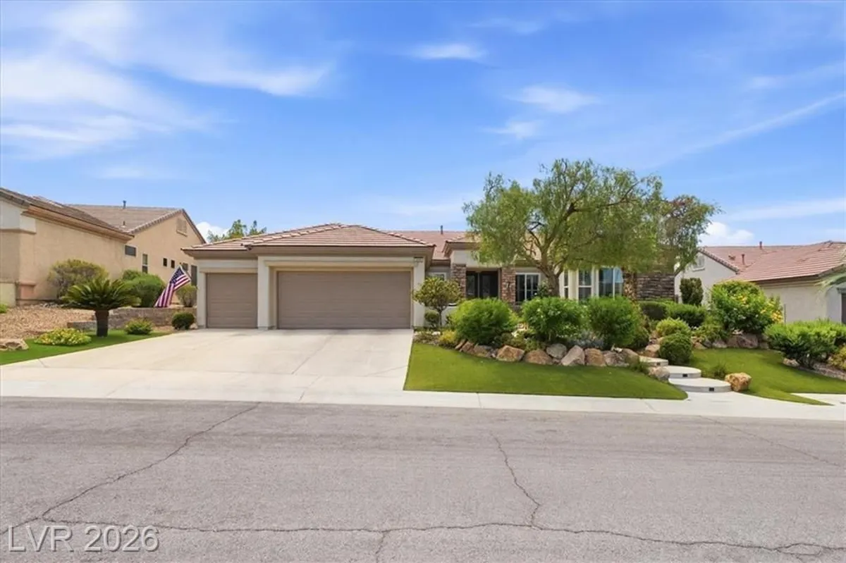 Property Slideshow image 1 of 20 | 2849 foxtail creek ave, Henderson, NV, 89052