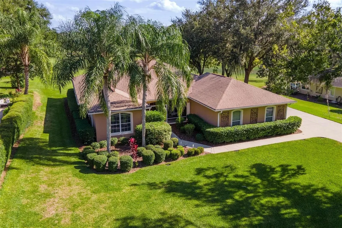 Property Slideshow image 1 of 58 | 39342 harbor hills blvd, Lady Lake, FL, 32159