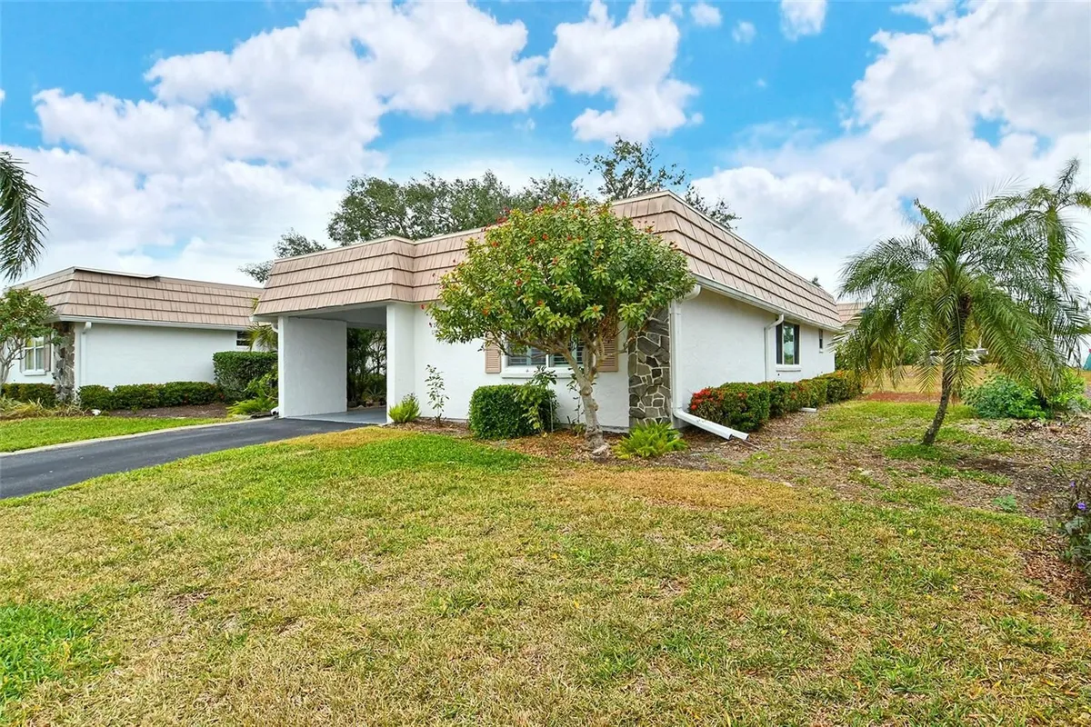 Property Slideshow image 1 of 35 | 2325 riverbluff pkwy # v247, Sarasota, FL, 34231