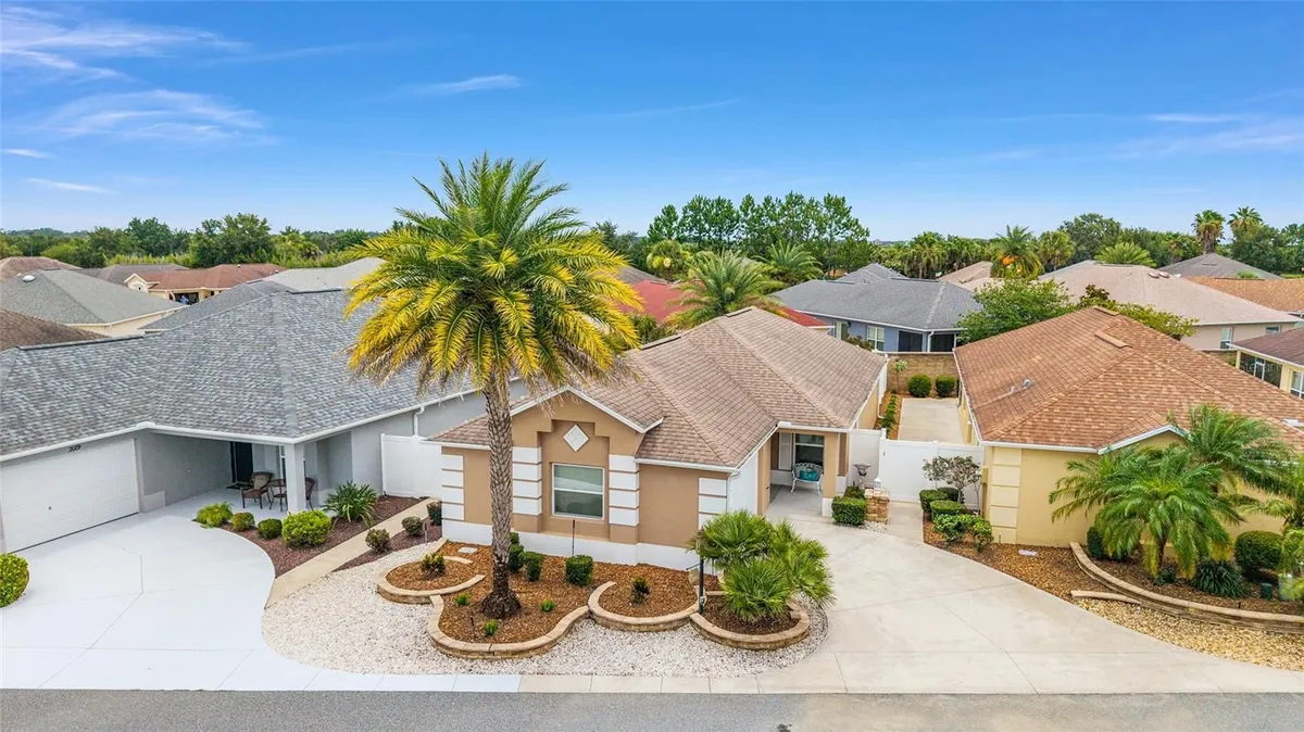 Property Slideshow image 1 of 39 | 2085 ironton pl, The Villages, FL, 32163