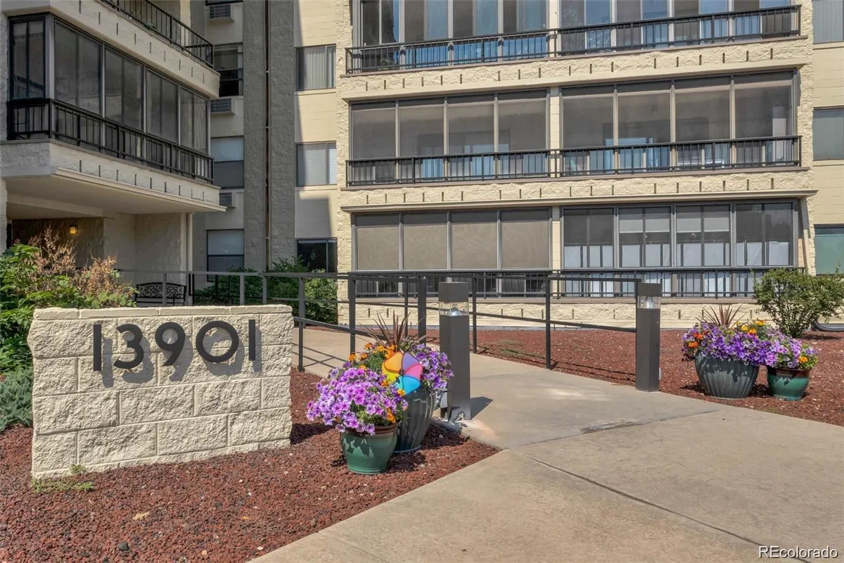 Property Slideshow image 1 of 14 | 13901 e marina dr 105, Aurora, CO, 80014