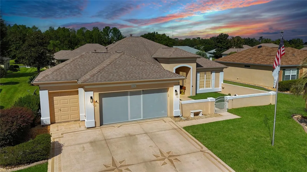 Property Slideshow image 1 of 75 | 12512 se 91st terrace rd, Summerfield, FL, 34491