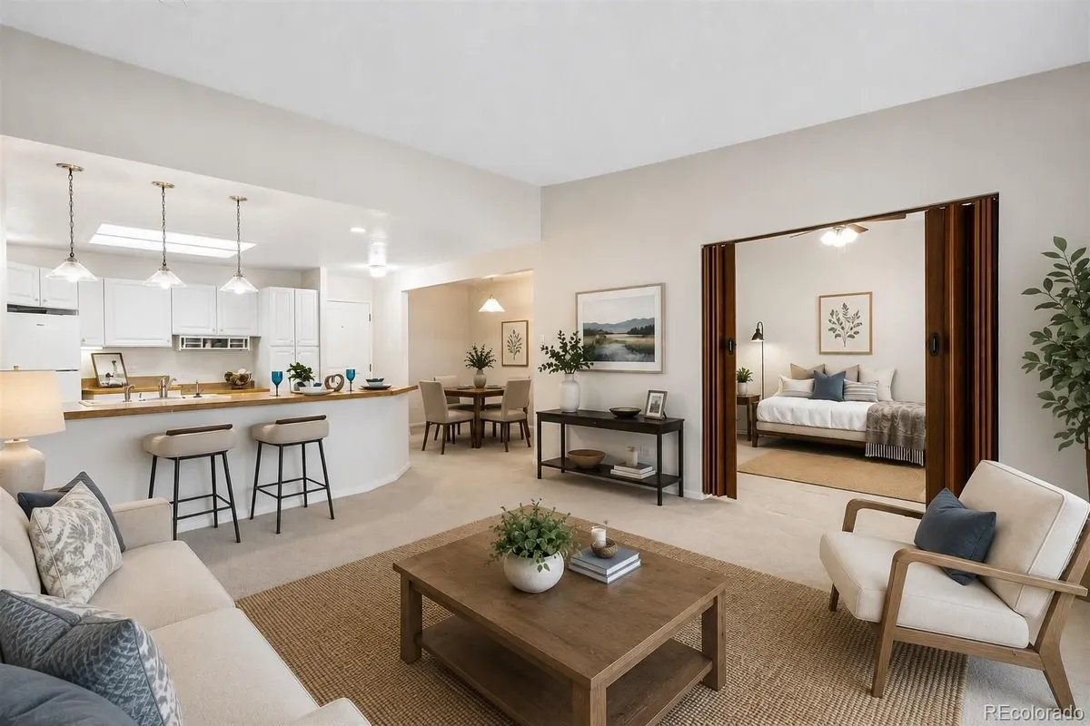 Property Slideshow image 1 of 50 | 650 s clinton st 5d, Denver, CO, 80247