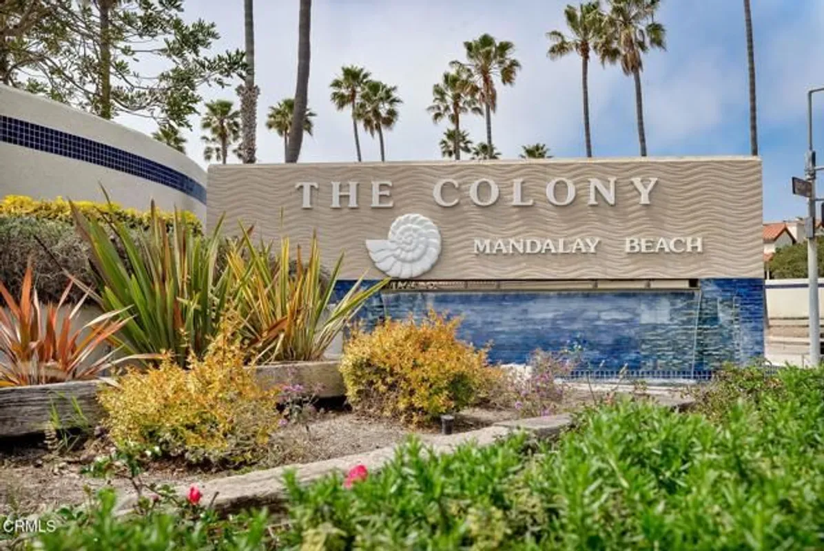 Property Slideshow image 1 of 39 | 2202 martinique ln, Oxnard, CA, 93035