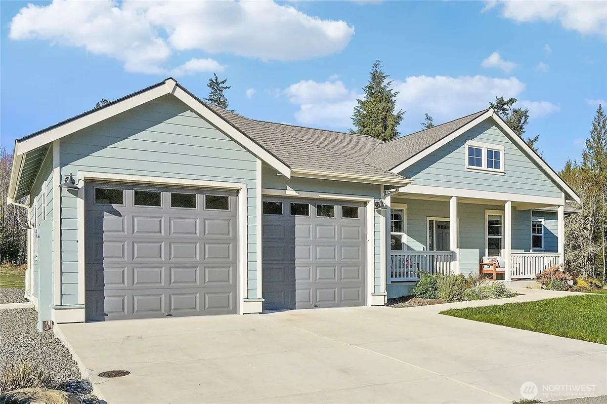 Property Slideshow image 1 of 32 | 83 pelton ct, Port Ludlow, WA, 98365