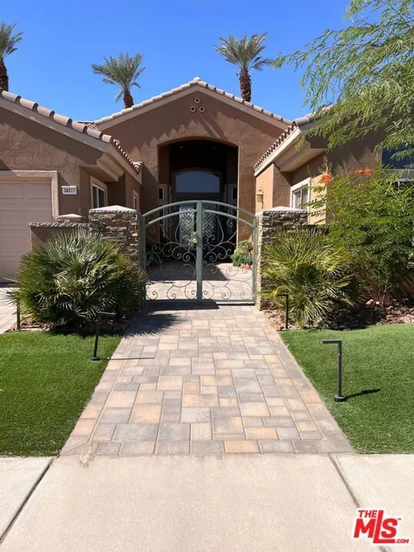 Property Slideshow image 1 of 15 | 38217 grand oaks ave, Palm Desert, CA, 92211