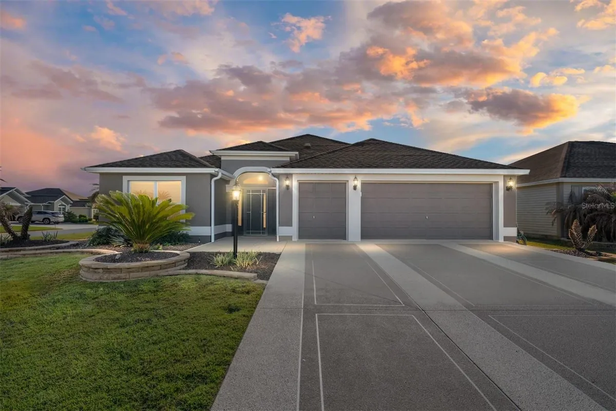 Property Slideshow image 1 of 48 | 3983 mcdowell dr, The Villages, FL, 32163