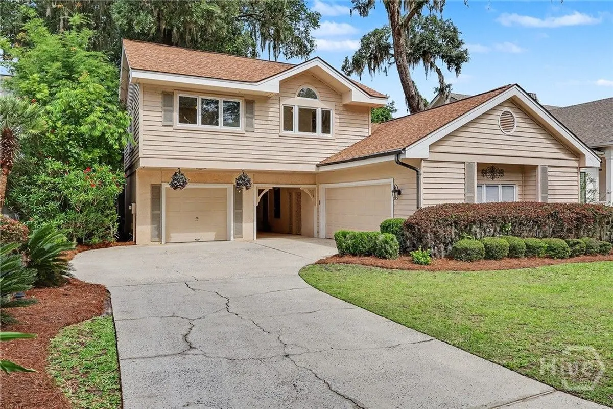 Property Slideshow image 1 of 55 | 3 sky sail cir, Savannah, GA, 31411