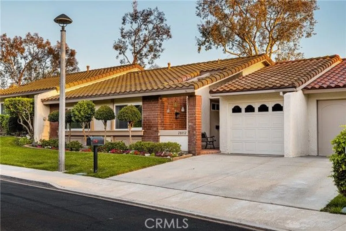 Property Slideshow image 1 of 74 | 28052 via herrera, Mission Viejo, CA, 92692