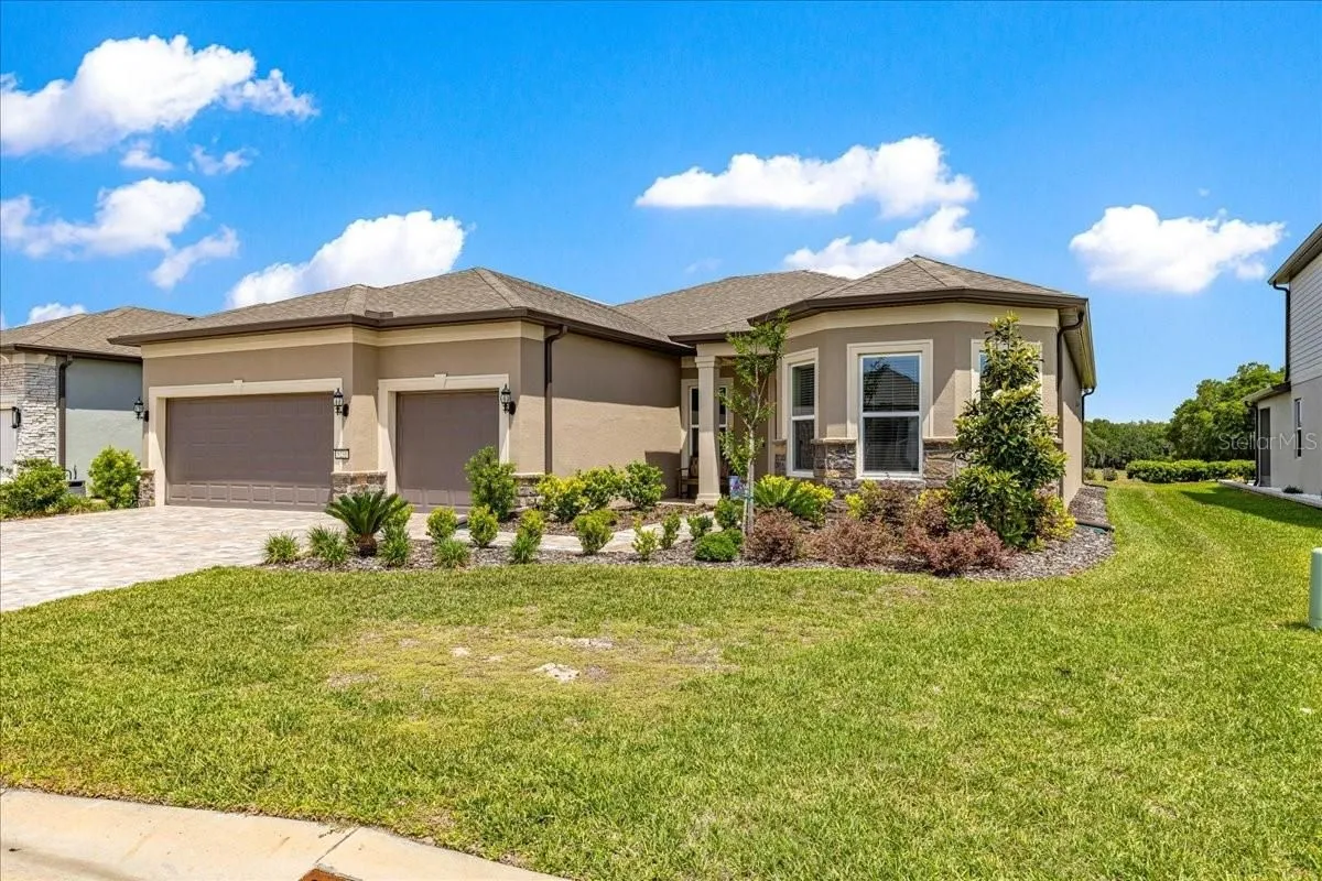 Property Slideshow image 1 of 54 | 5231 sw 88th cir, Ocala, FL, 34481