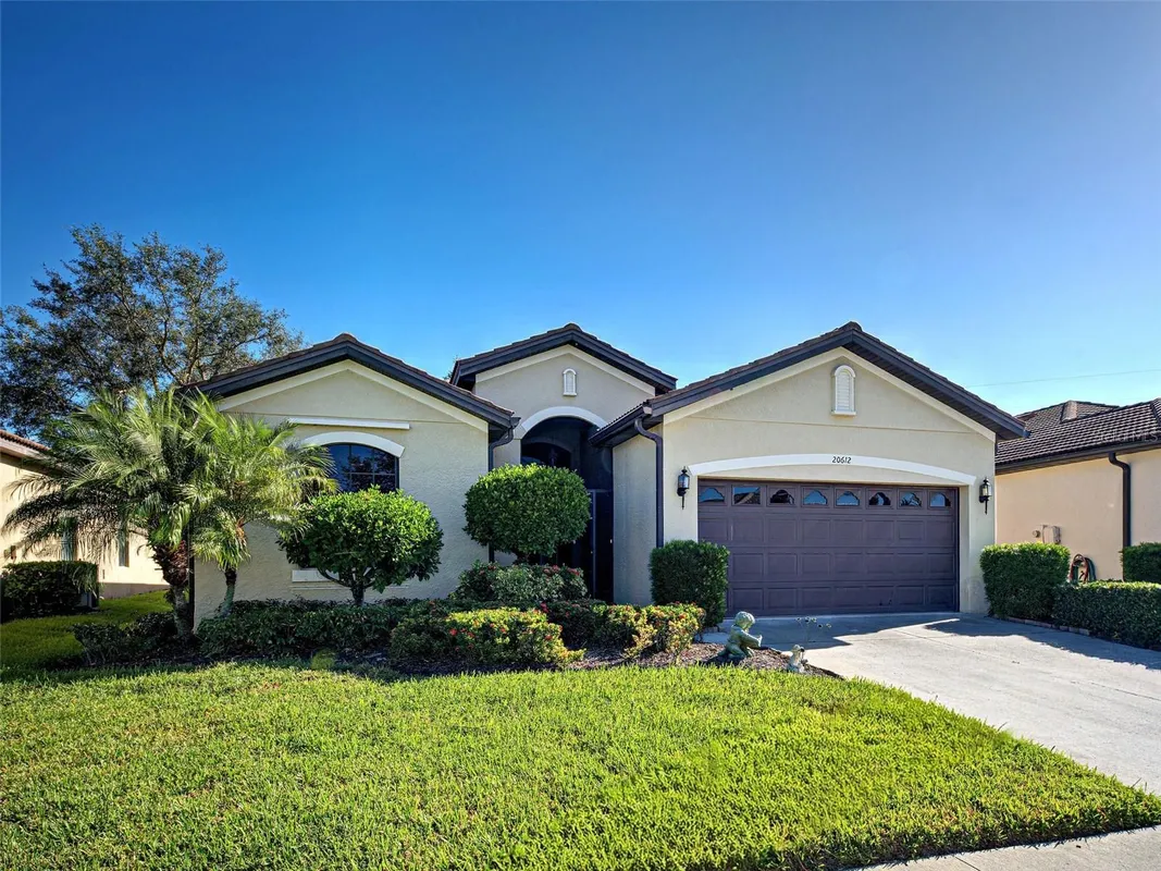 Property Slideshow image 1 of 47 | 20612 capello dr, Venice, FL, 34292