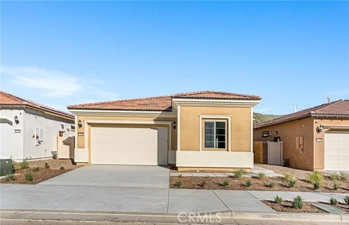 Property Slideshow image 1 of 49 | 23686 highvale dr, Corona, CA, 92883