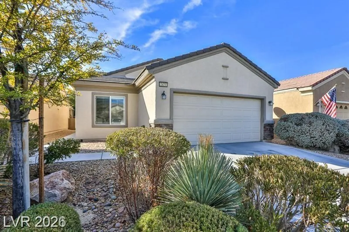 Property Slideshow image 1 of 9 | 2421 great auk ave, North Las Vegas, NV, 89084