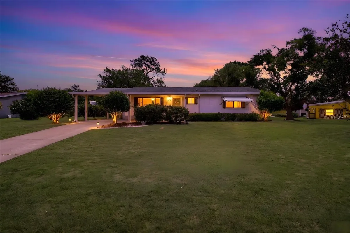Property Slideshow image 1 of 25 | 10081 sw 95th ave, Ocala, FL, 34481