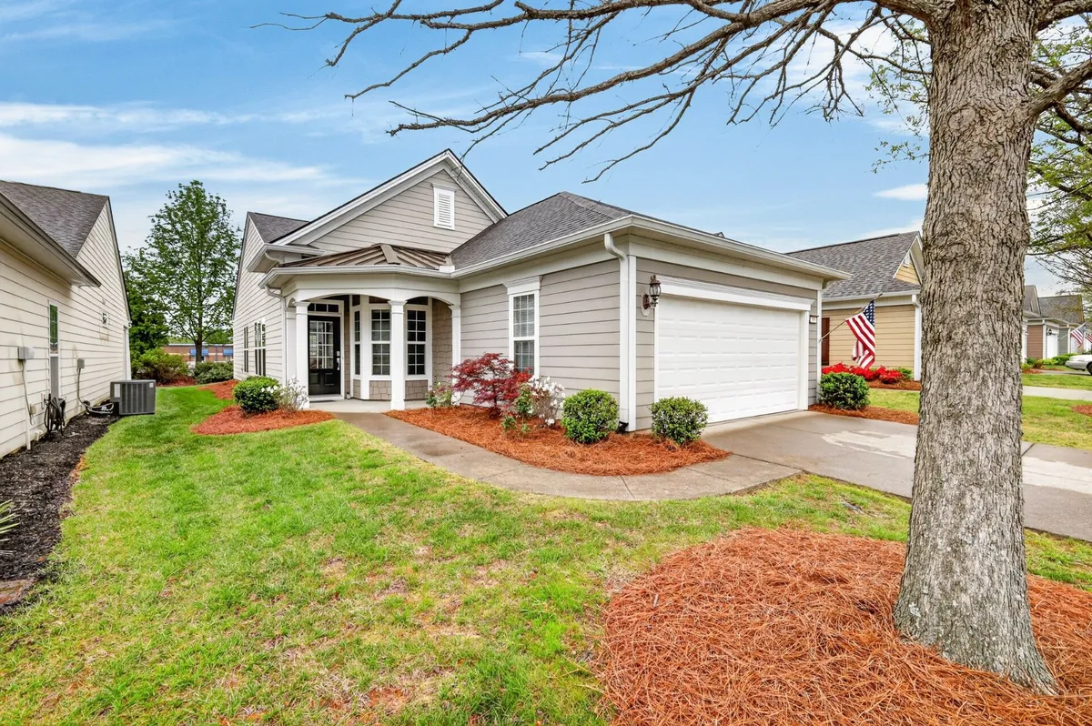 Property Slideshow image 1 of 30 | 188 old towne dr, Mount Juliet, TN, 37122