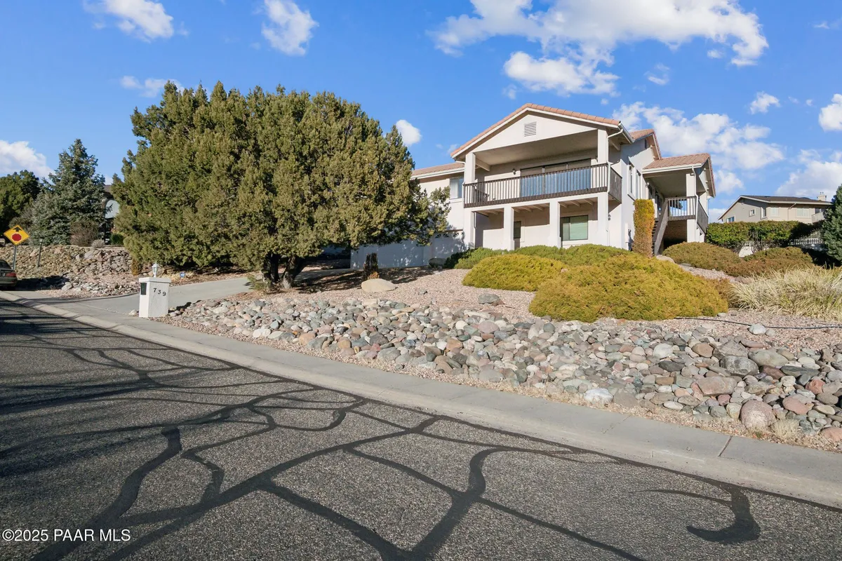 Property Slideshow image 1 of 34 | 739 yavapai hills dr, Prescott, AZ, 86301