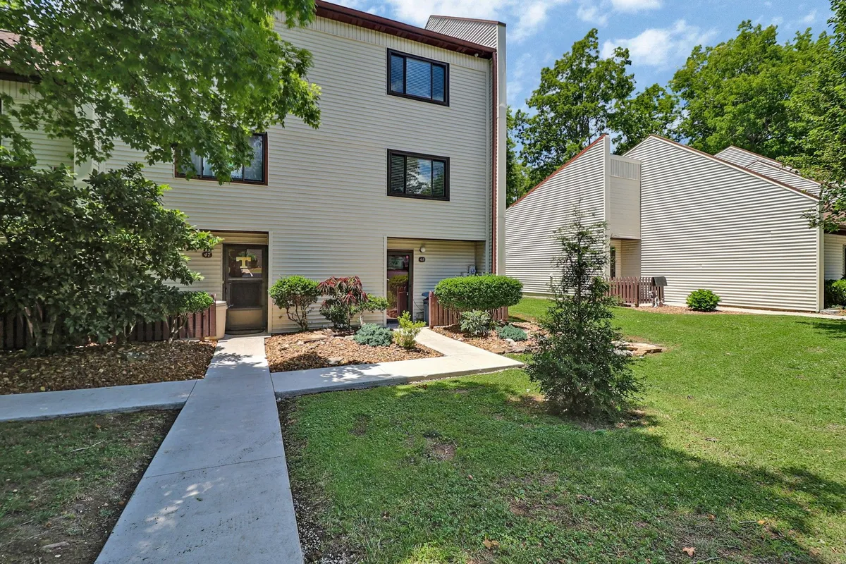 Property Slideshow image 1 of 27 | 48 wilshire heights dr, Crossville, TN, 38558