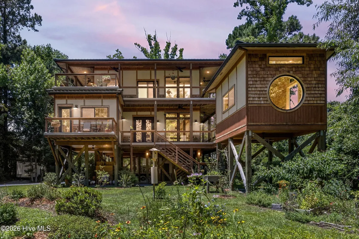Property Slideshow image 1 of 109 | 831 futch creek rd, Wilmington, NC, 28411