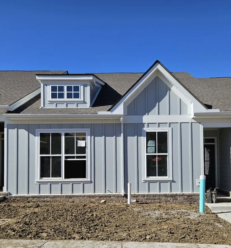 Property Slideshow image 1 of 40 | 409 w stonehaus xing, Antioch, TN, 37013