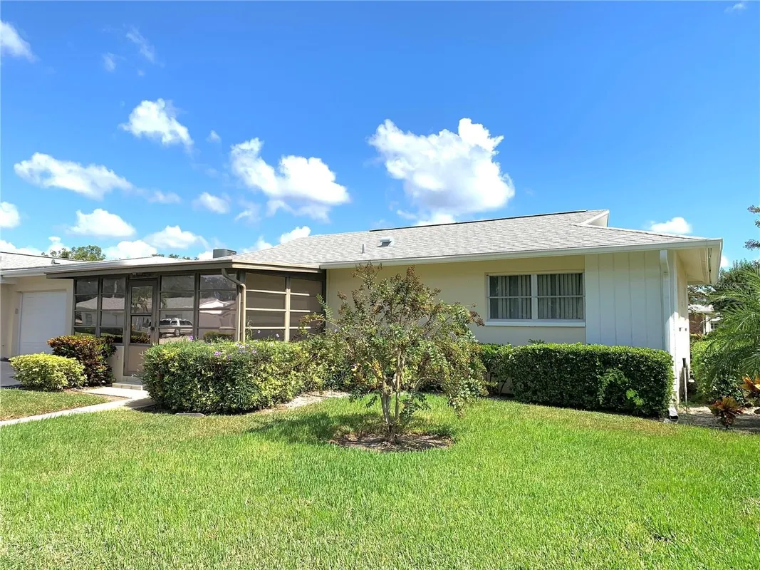 Property Slideshow image 1 of 27 | 2711 sherbrooke ln b, Palm Harbor, FL, 34684