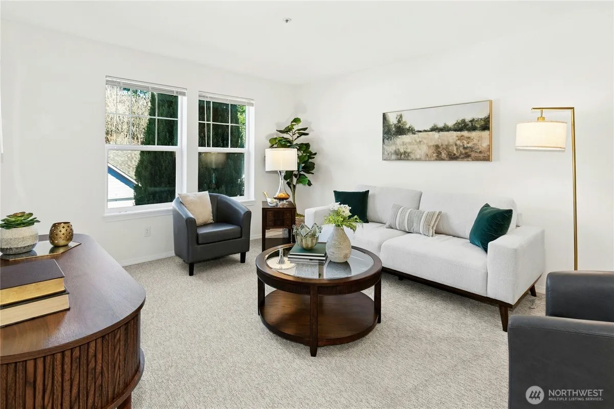 Property Slideshow image 1 of 27 | 4081 224th ln 202, Issaquah, WA, 98029