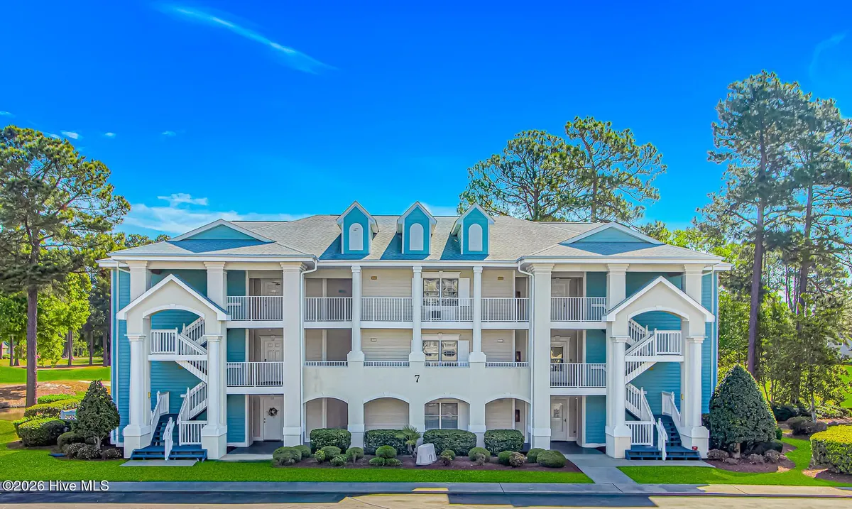 Property Slideshow image 1 of 55 | 330 s middleton dr 706, Calabash, NC, 28467