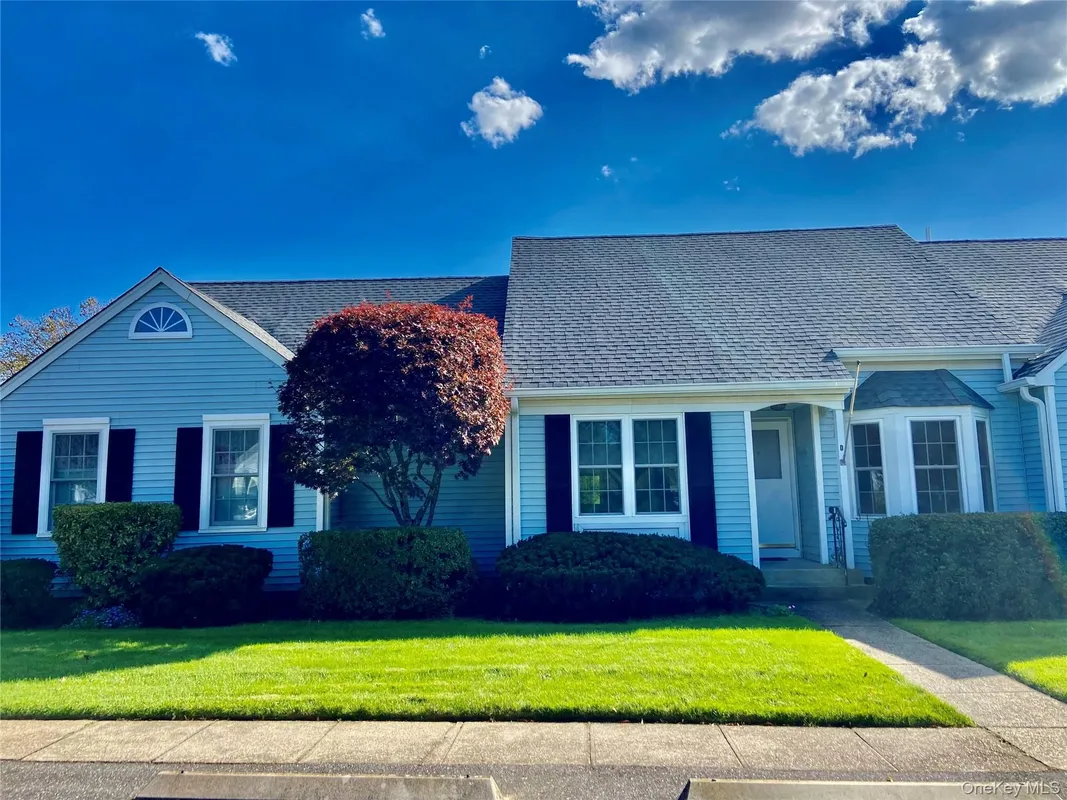 Property Slideshow image 1 of 10 | 2555 youngs ave 17d, Southold, NY, 11971