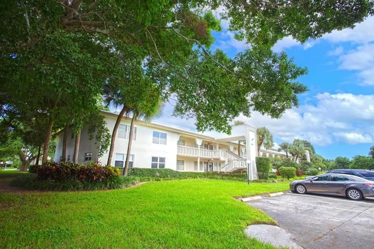 Property Slideshow image 1 of 46 | 2805 victoria way f 2, Coconut Creek, FL, 33066