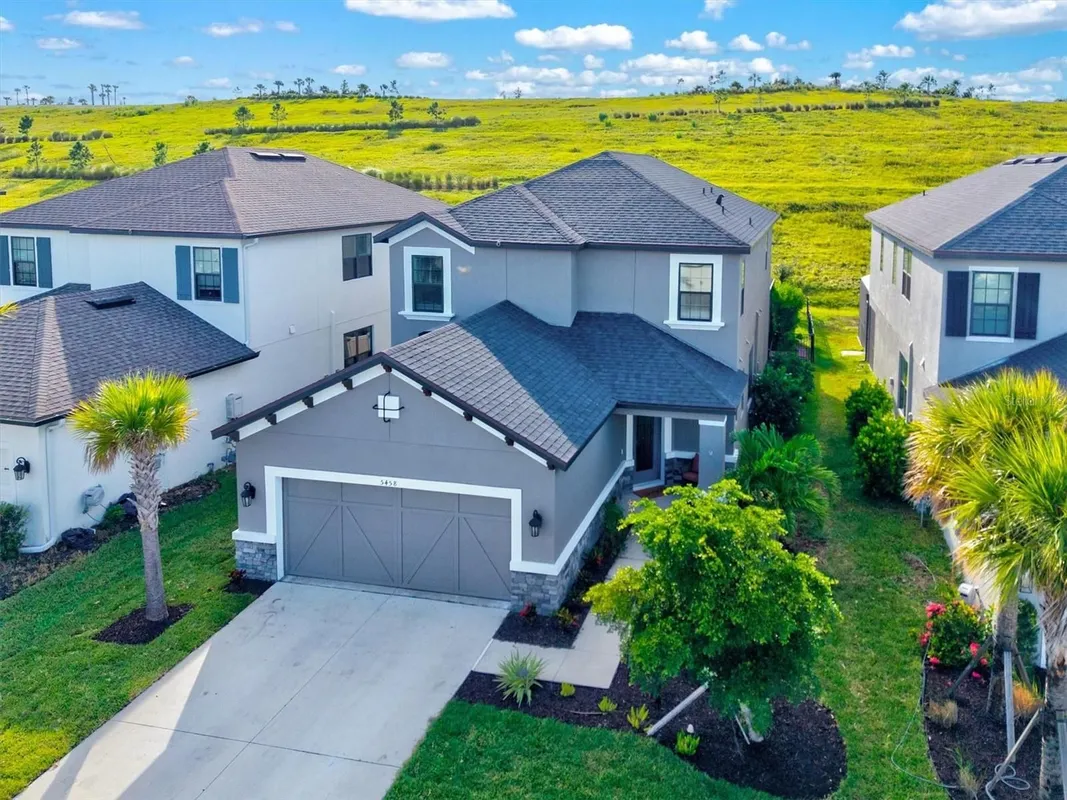 Property Slideshow image 1 of 95 | 5458 summit gln, Bradenton, FL, 34203