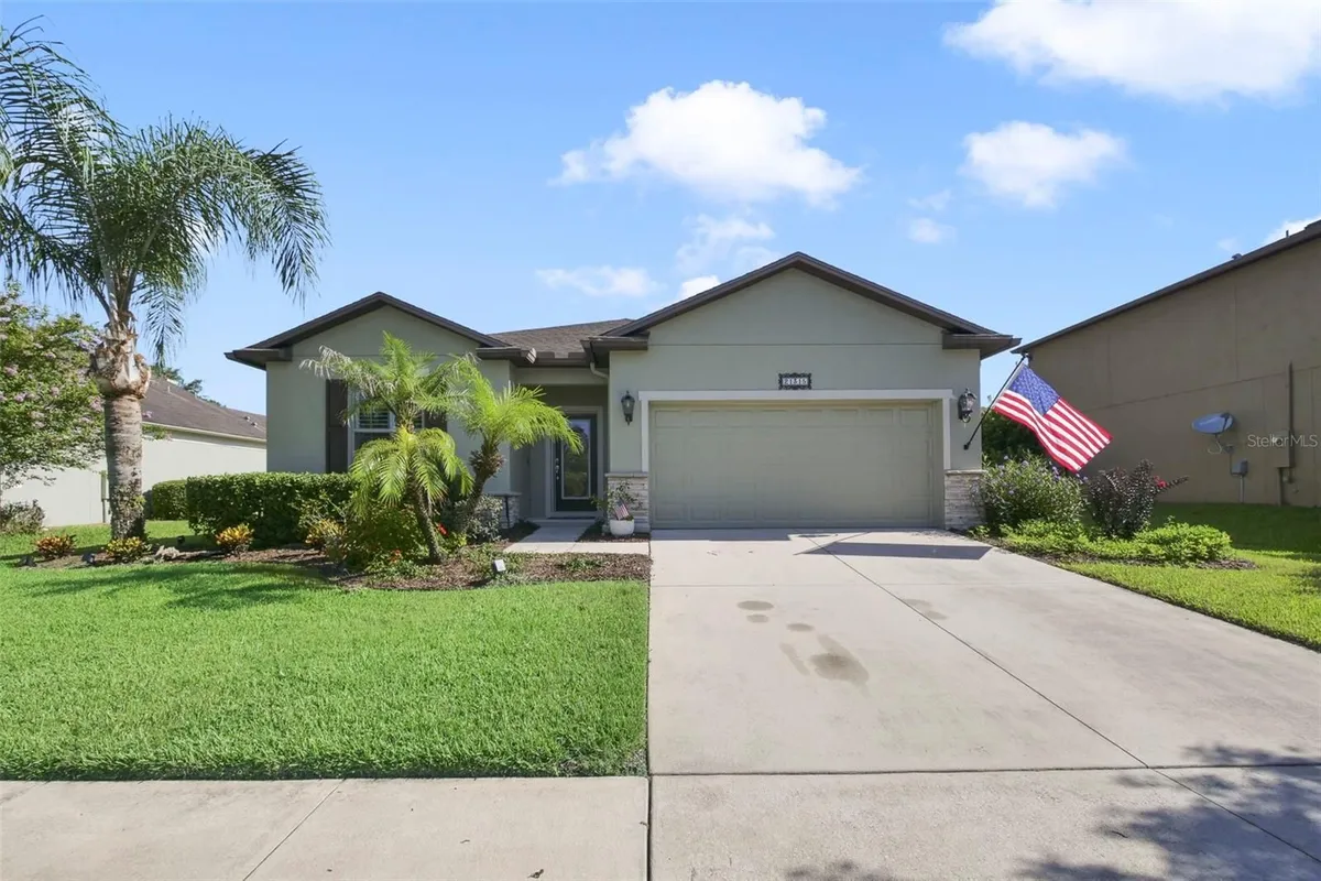 Property Slideshow image 1 of 33 | 21315 sorraia cv, Mount Dora, FL, 32757