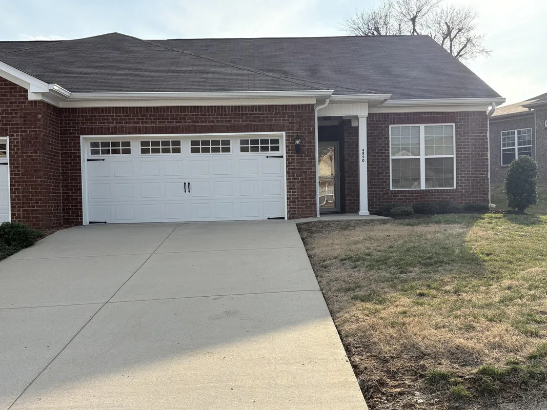 Property Slideshow image 1 of 1 | 4590 boxcroft cir, Mount Juliet, TN, 37122