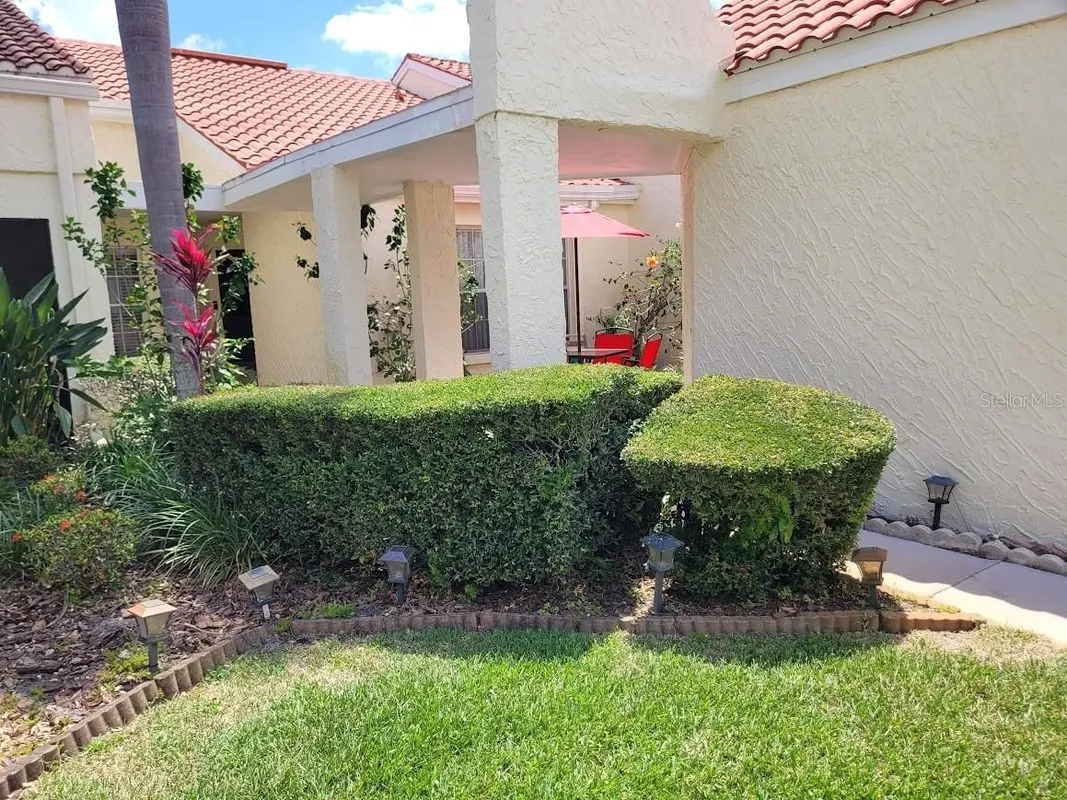 Property Slideshow image 1 of 20 | 944 madrid dr, Palm Harbor, FL, 34684