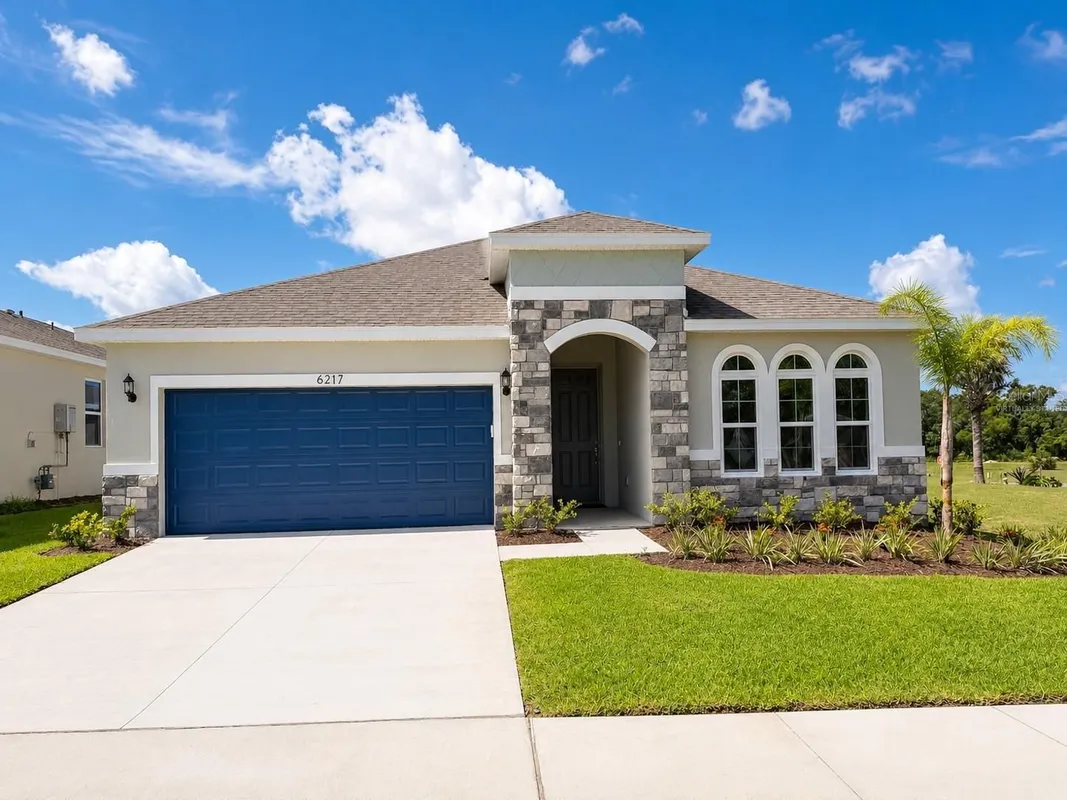 Property Slideshow image 1 of 3 | 6217 sanders grove cir, Okahumpka, FL, 34762