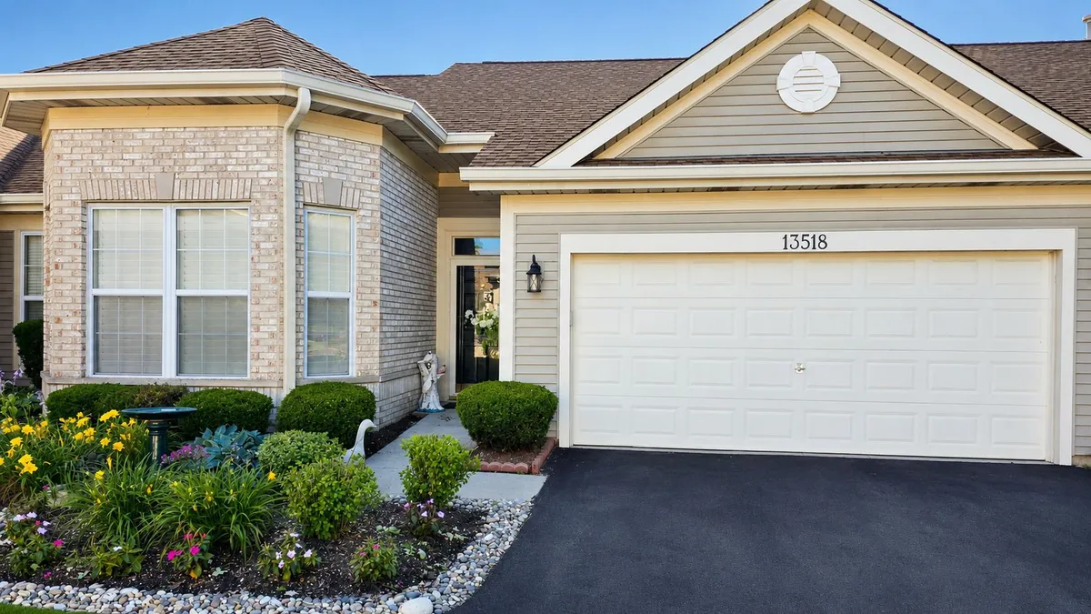 Property Slideshow image 1 of 24 | 13518 s butternut ct, Plainfield, IL, 60544