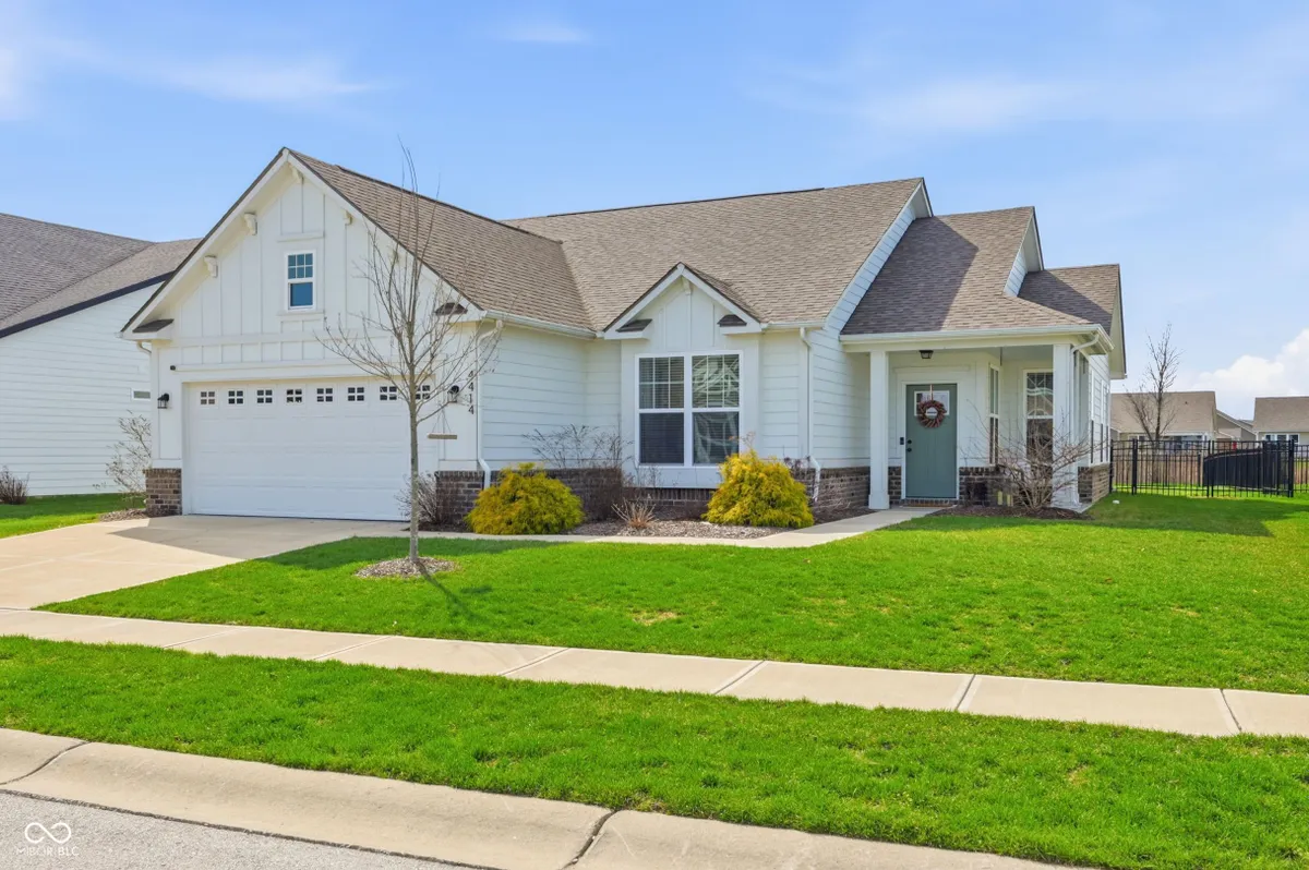 Property Slideshow image 1 of 28 | 4414 fresia dr, Plainfield, IN, 46168