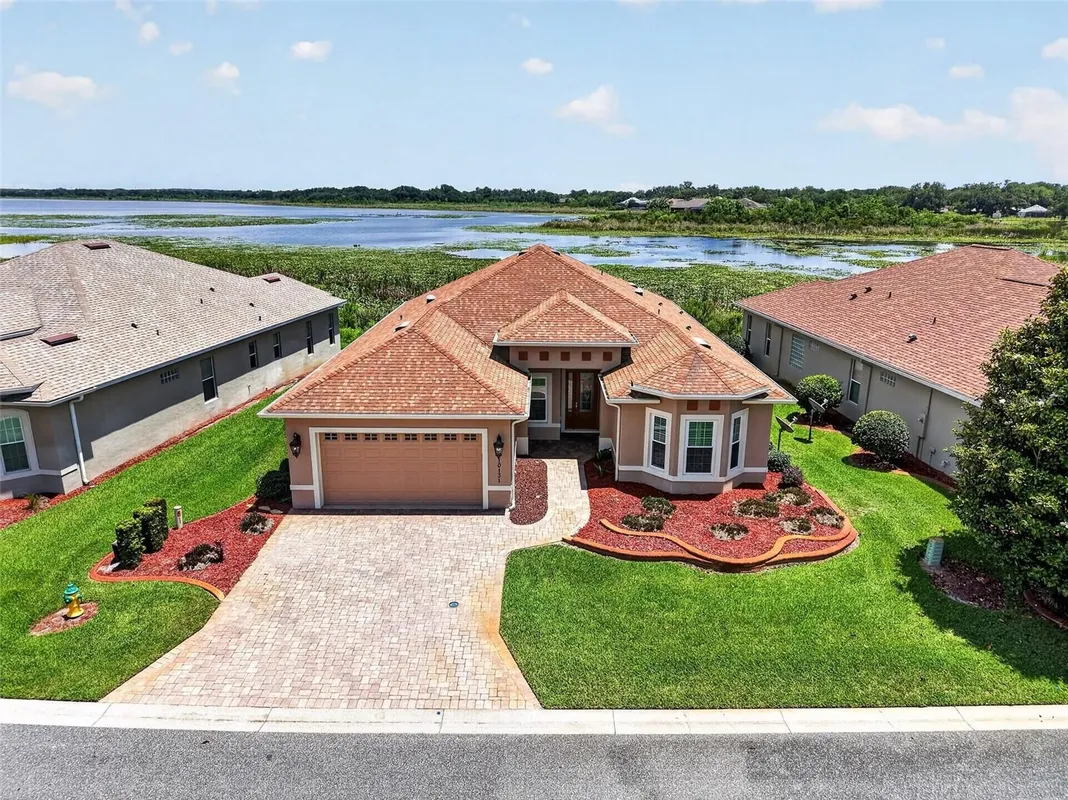 Property Slideshow image 1 of 51 | 10131 lake miona way, Oxford, FL, 34484