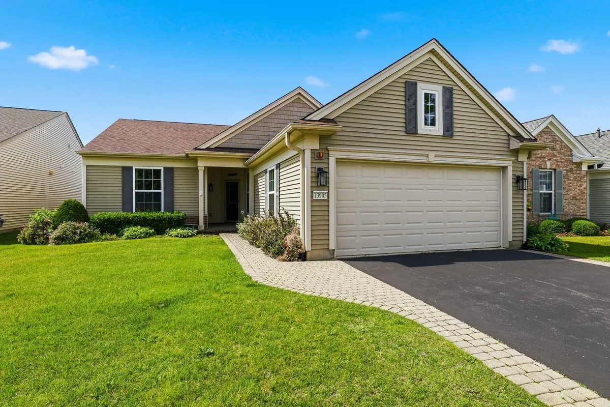 Property Slideshow image 1 of 1 | 13905 helena rd, Huntley, IL, 60142