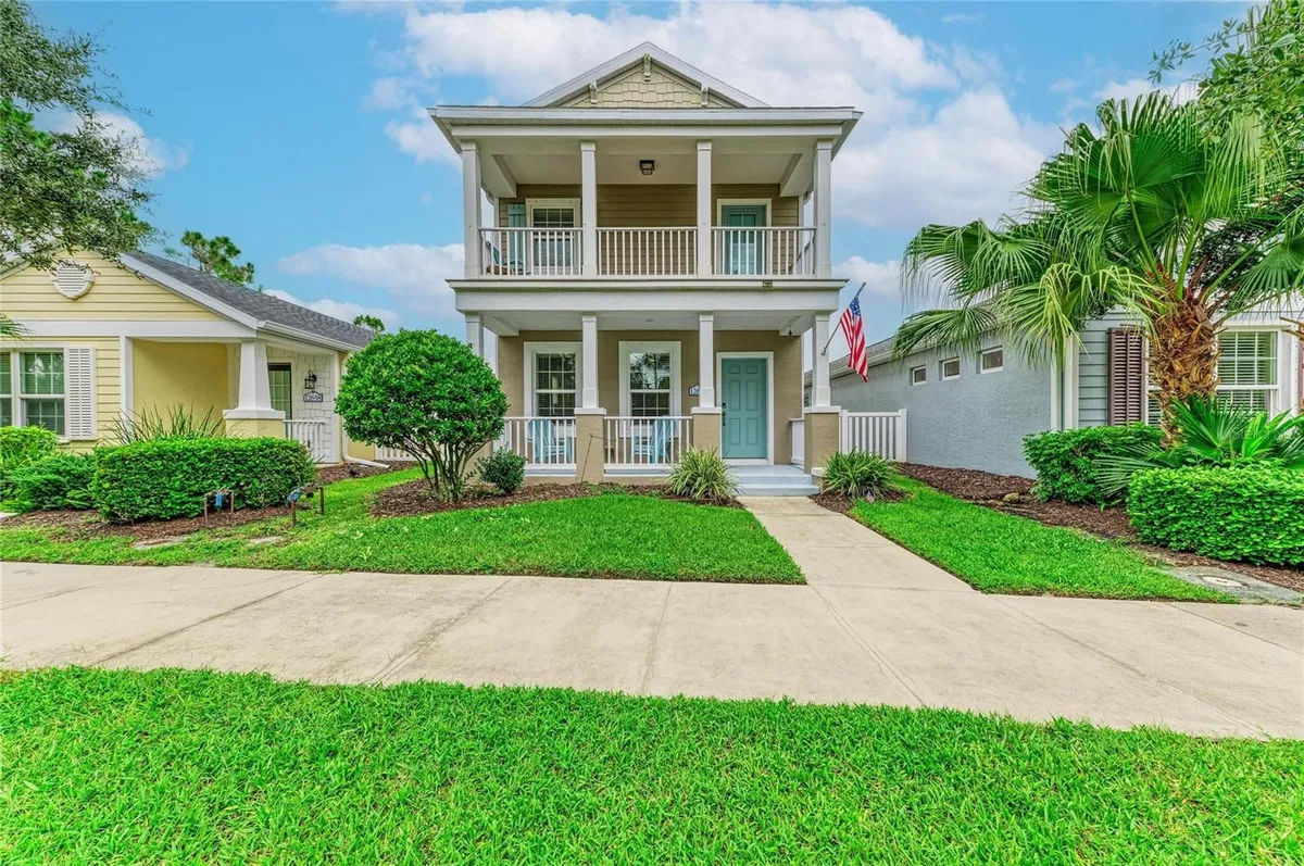 Property Slideshow image 1 of 53 | 12662 shimmering oak cir, Venice, FL, 34293