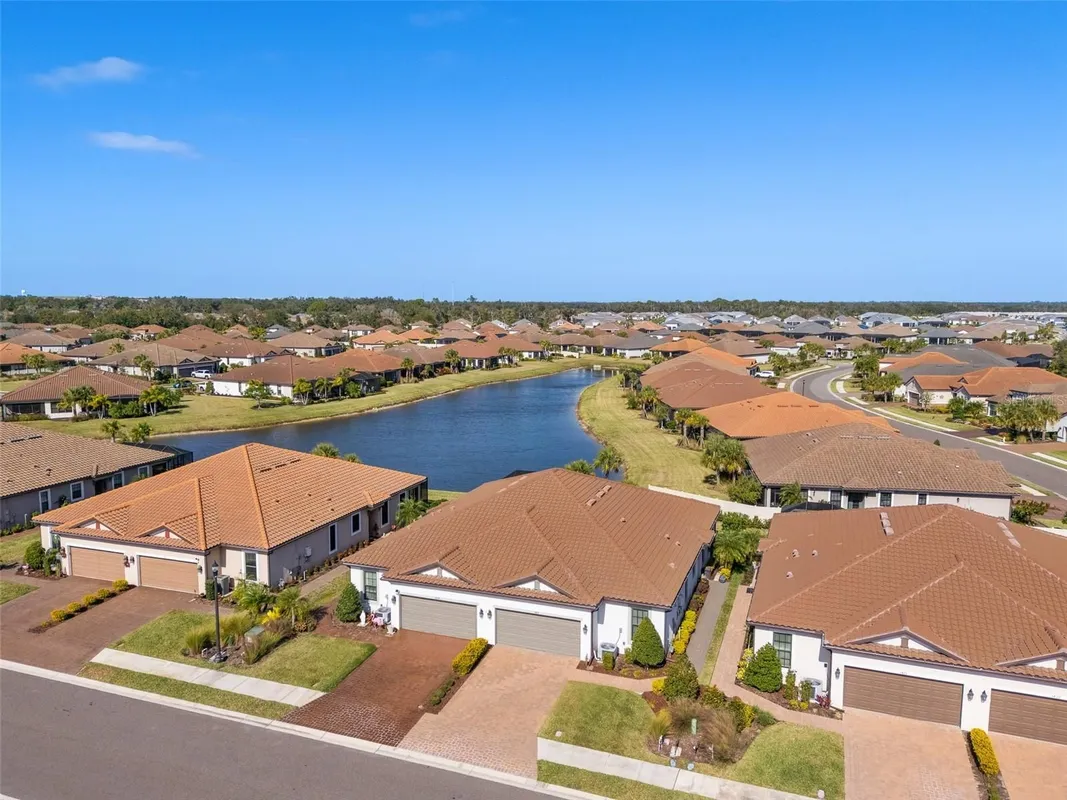 Property Slideshow image 1 of 30 | 5418 rushmere ct, Palmetto, FL, 34221