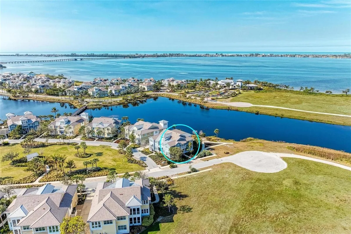 Property Slideshow image 1 of 99 | 226 sapphire lake dr 101, Bradenton, FL, 34209