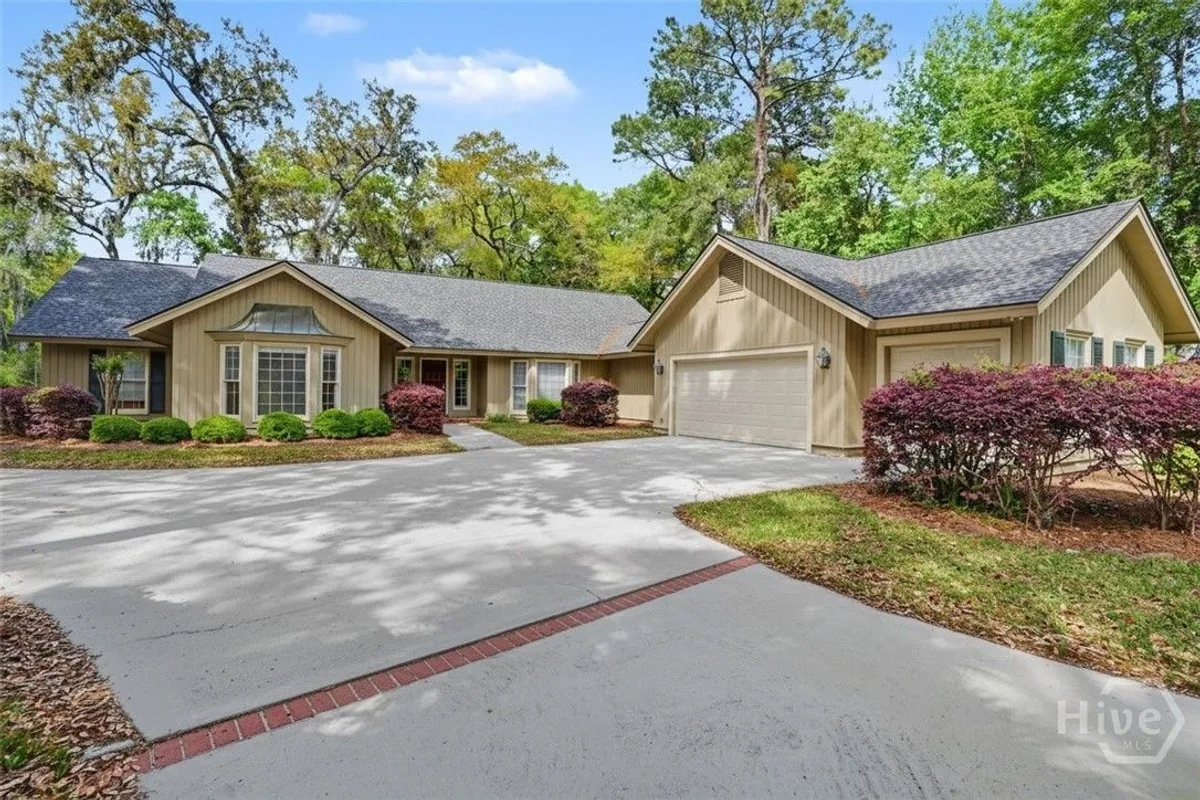 Property Slideshow image 1 of 30 | 7 pennystone retreat, Savannah, GA, 31411