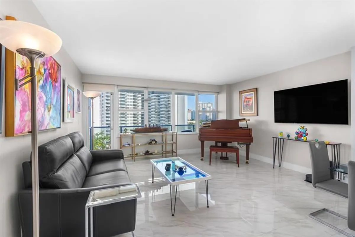 Property Slideshow image 1 of 52 | 3333 ne 34th st apt 806, Fort Lauderdale, FL, 33308